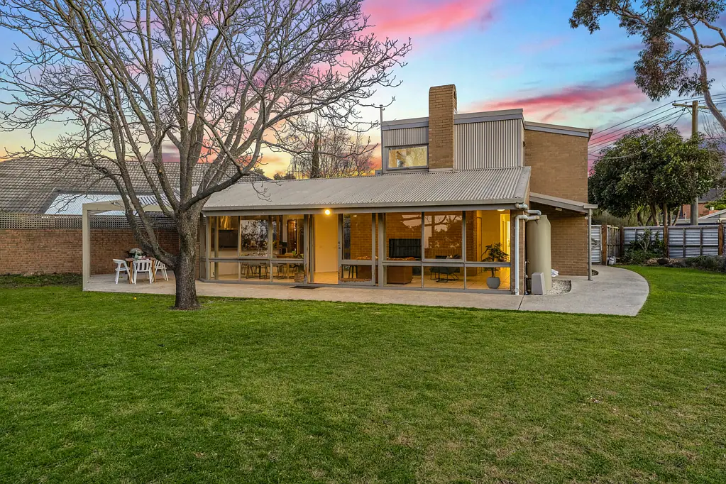 89 Tarongo Drive, Aspendale, VIC 3195