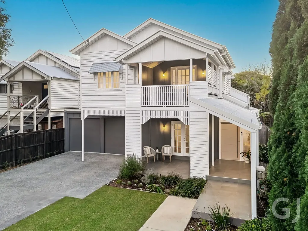 Gordon Park 5Moenga Exceptional & Elegant Luxury Family Living