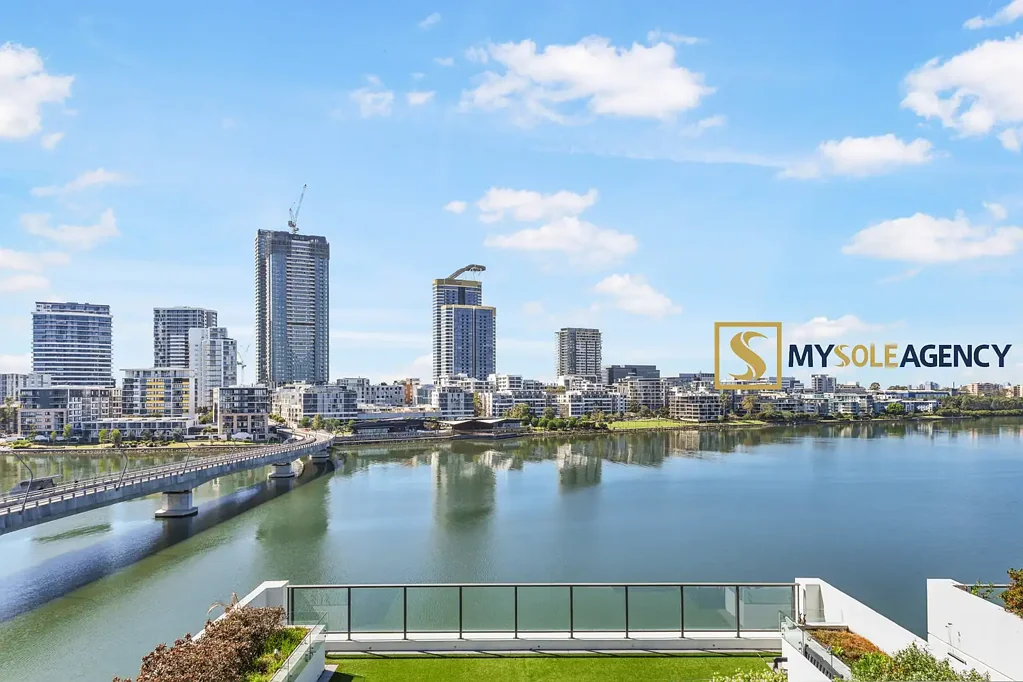Wentworth Point 3 Bedroom Luxury Waterfront Lifestyle | North-East Facing Corner Residence with Uninterrupted Views