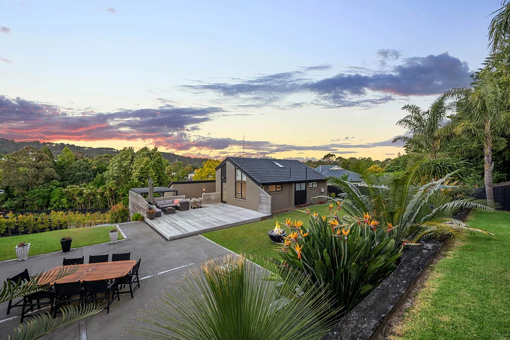 Riverhead 3બેડરૂમ High-Spec Heritage: 2,086m² Riverhead Sanctuary