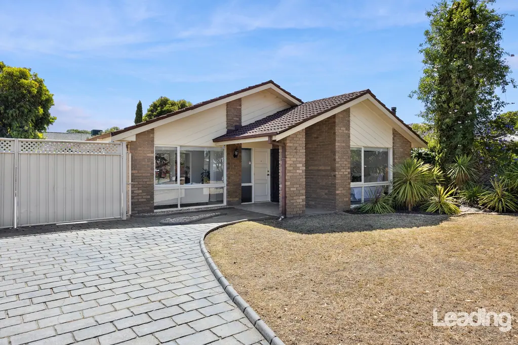 5 Oxford Close, Sunbury, VIC 3429