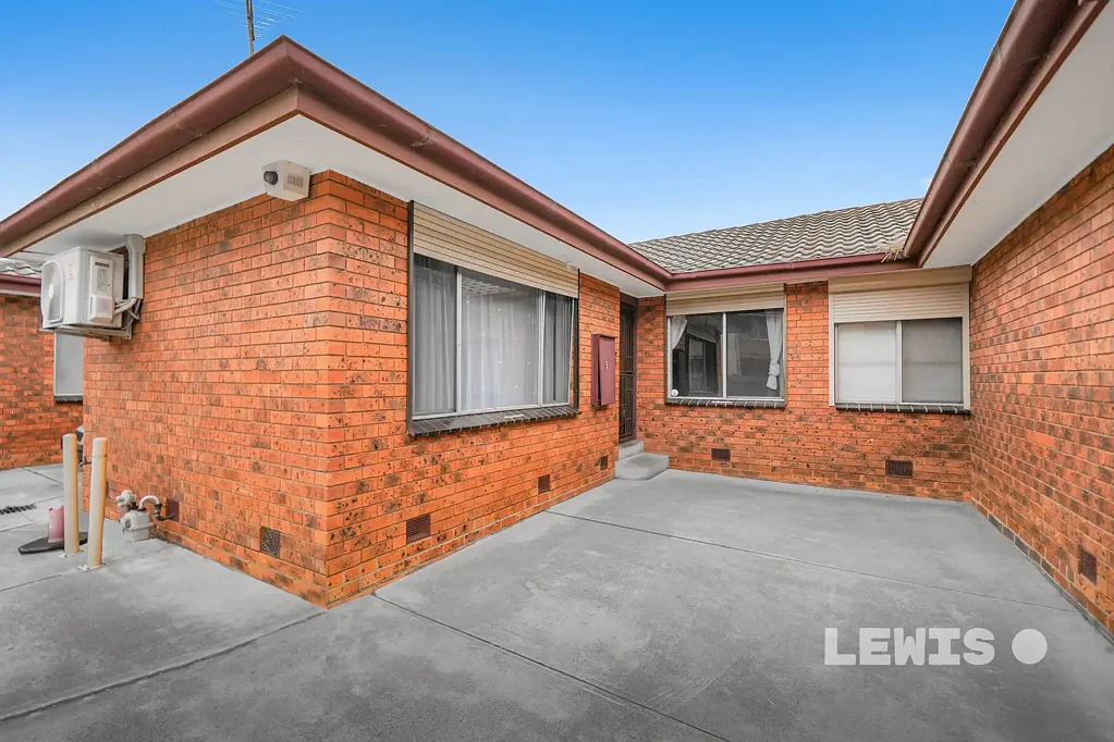 Fawkner 2 Slaapkamer Spacious Two-Bedroom Unit – Your Blank Canvas Awaits