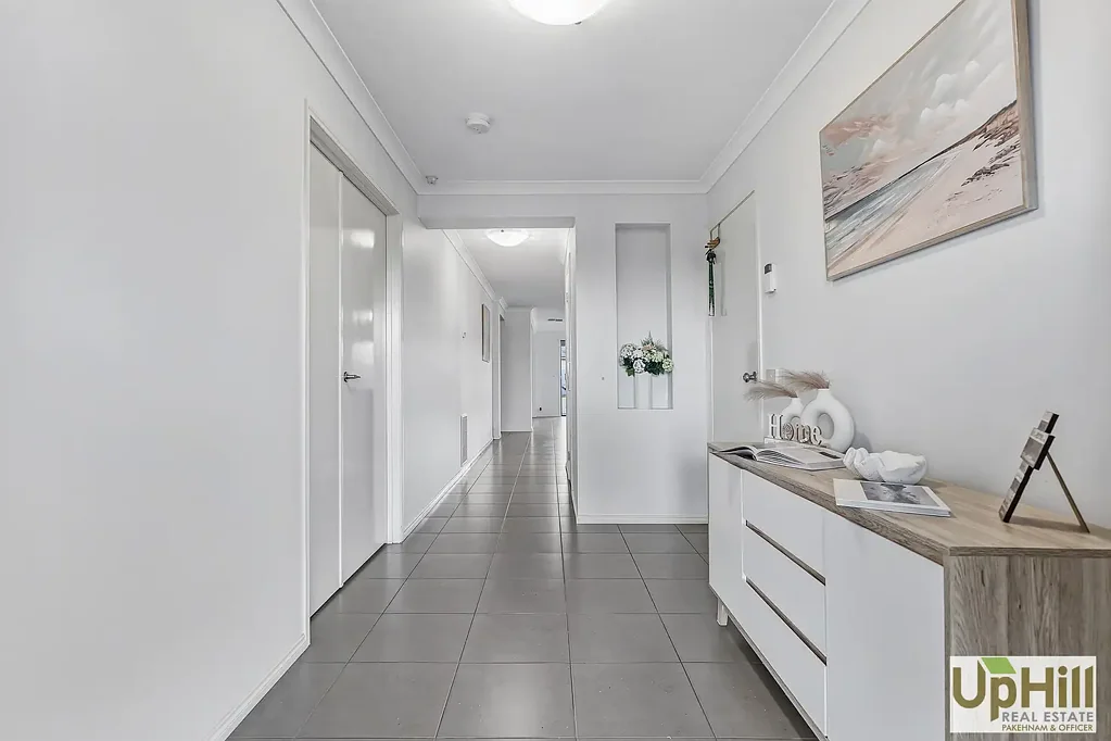 Pakenham 3Moenga Modern Family Haven on 696m² in Central Pakenham – Space, Comfort & Convenience Combined