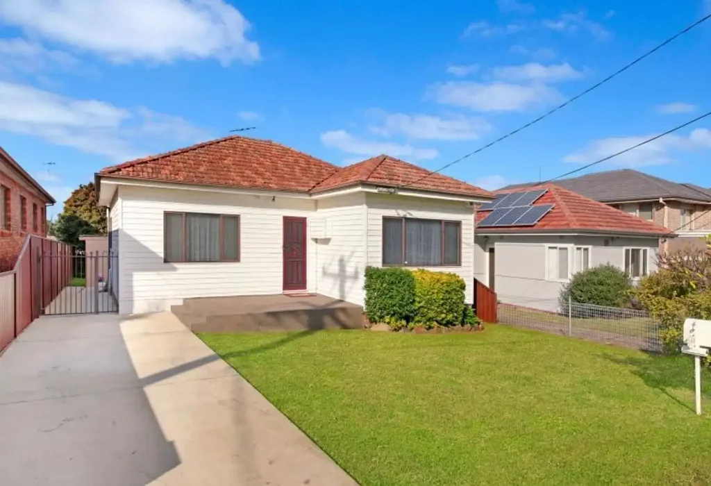 Comfort Meets Convenience in This Guildford Gem