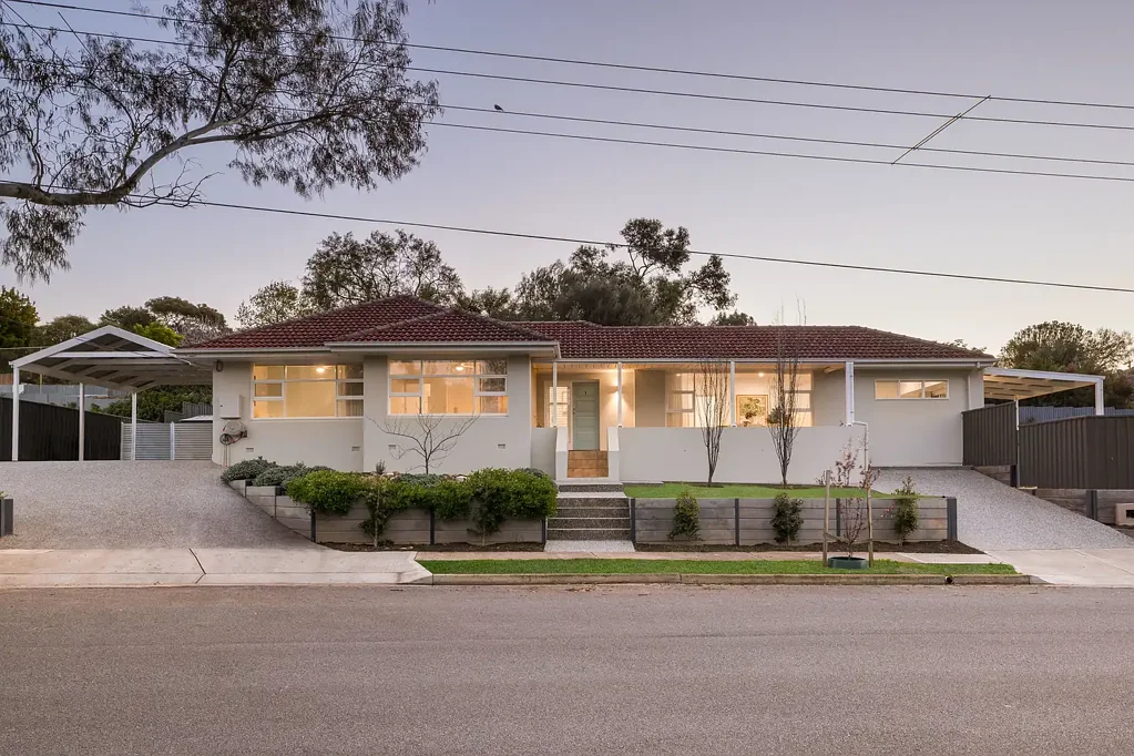 Seacliff Park 4ਬੈੱਡਰੂਮ Where Coastal Breezes Meet Modern Family Comfort.