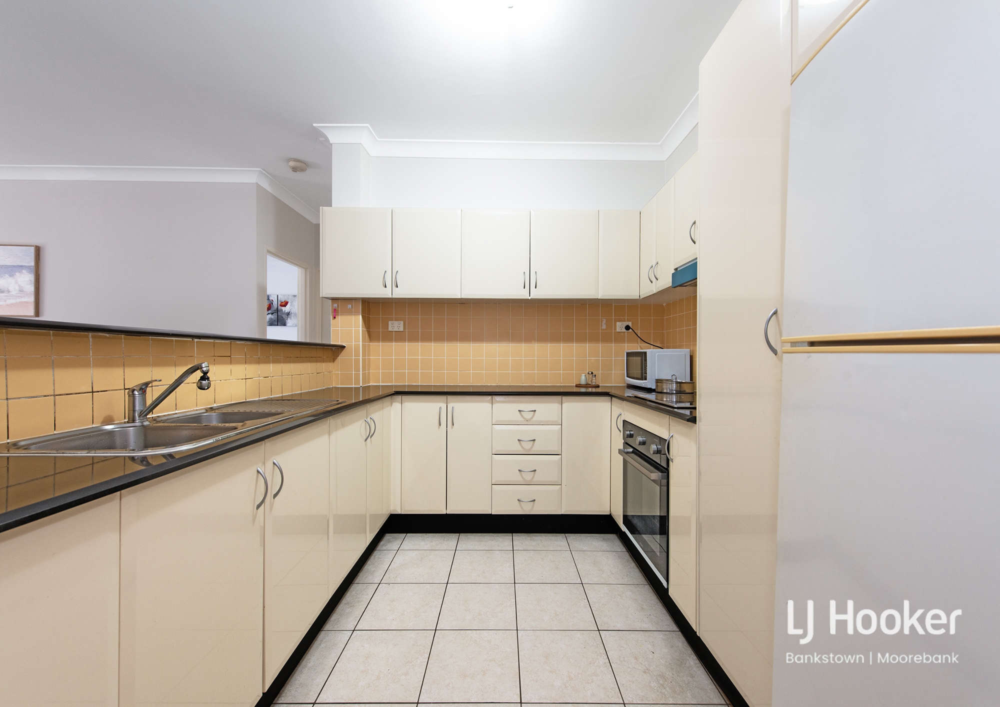 UNIT 9 2-6 SHAFTESBURY ST, CARLTON NSW 2218, 0 غرف, 0 حمامات, Unit