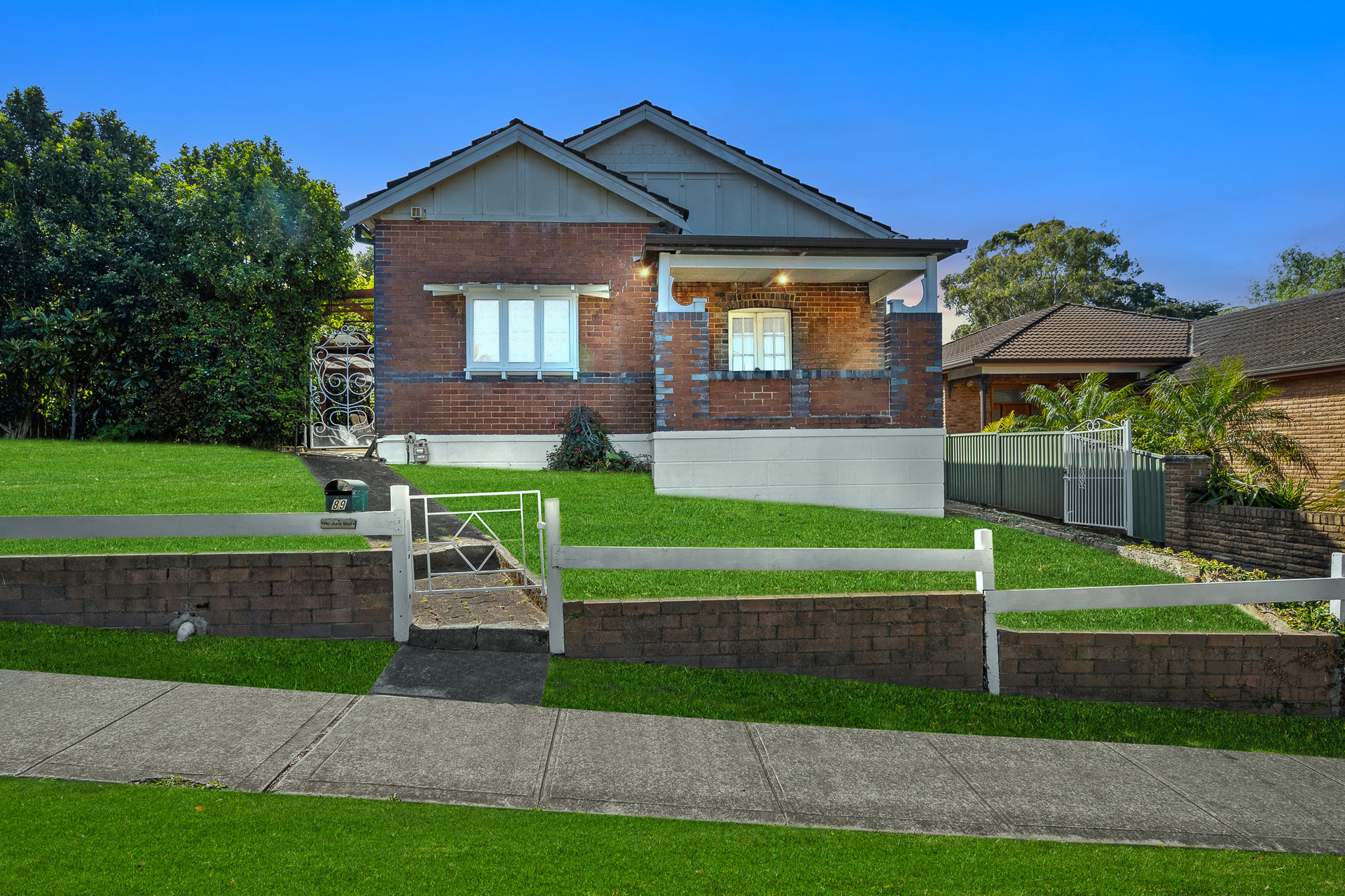 89 HILLCREST AV, HURSTVILLE GROVE NSW 2220, 0 Bedrooms, 0 Bathrooms, House