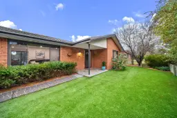 103 Castleton Crescent, Gowrie