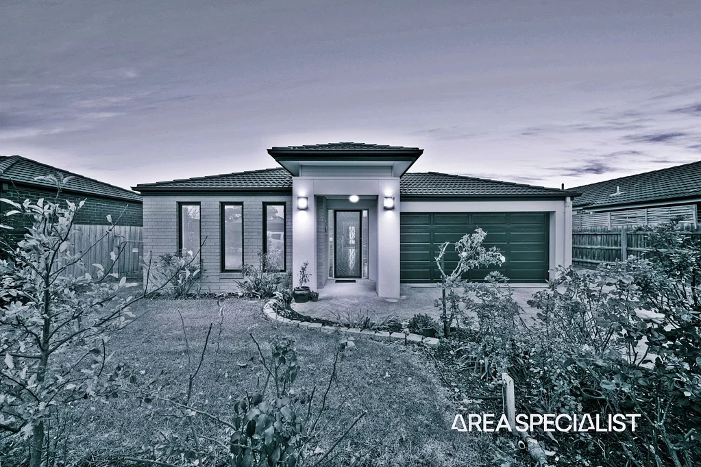 12 Bailey Boulevard, Koo Wee Rup, VIC 3981