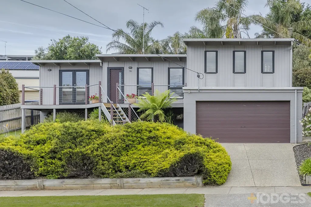 Ocean Grove 5房  Effortless Family Living with Stunning Outdoor Spaces