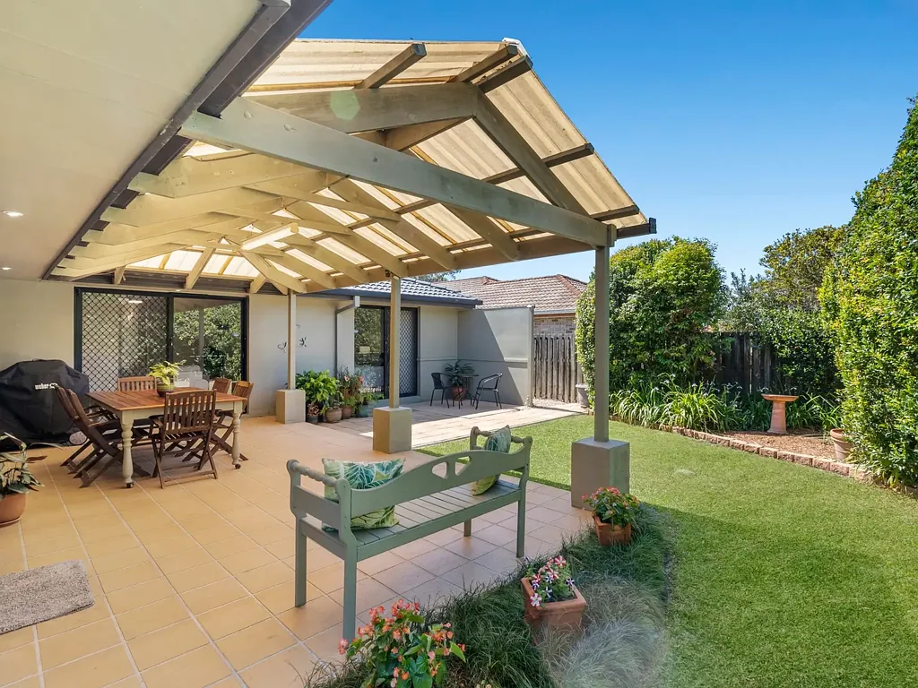 37 Baekea Drive, Elanora, QLD 4221