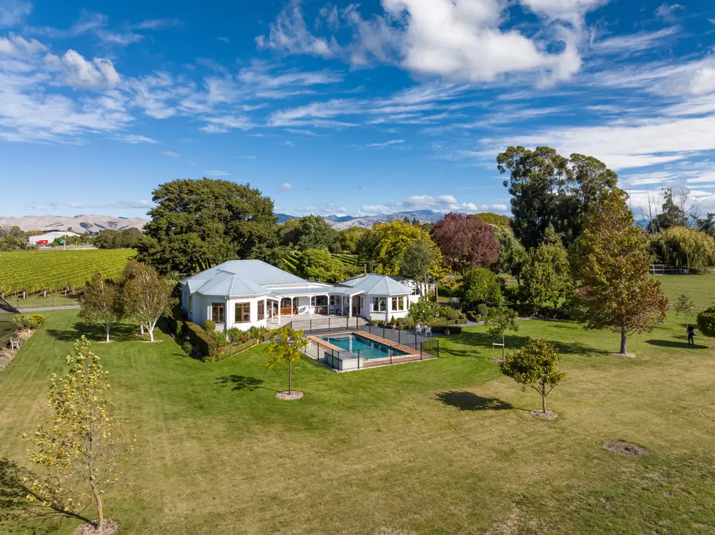 Spring Creek 4 Bedroom Country home and income