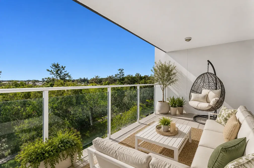Modern 2 Bedroom Apartment with Two Balconies & Resort-Style Facilities