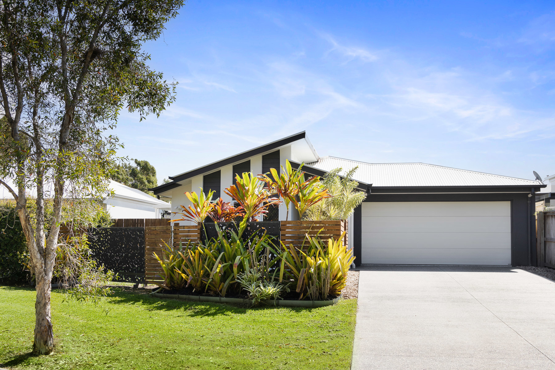 8 LILLYWOOD PL, PEREGIAN SPRINGS QLD 4573, 0 habitaciones, 0 baños, House