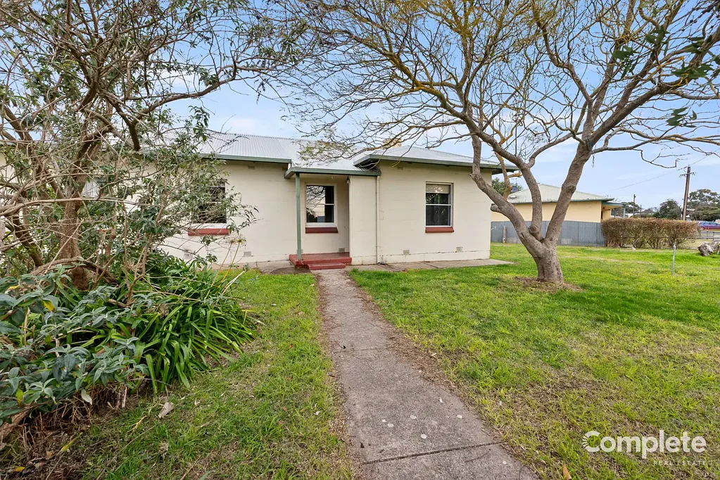 27 PRESSEY STREET, Mount Gambier, SA 5290