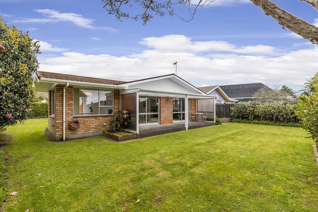 20 Wesley Avenue, Frankleigh Park, New Plymouth, Taranaki