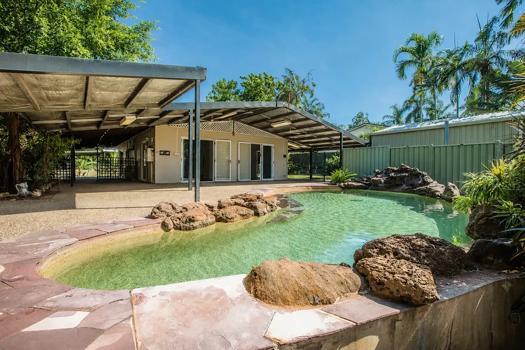 Woodroffe 3ਬੈੱਡਰੂਮ Tropical Poolside Living with Huge Entertaining & Powered Shed