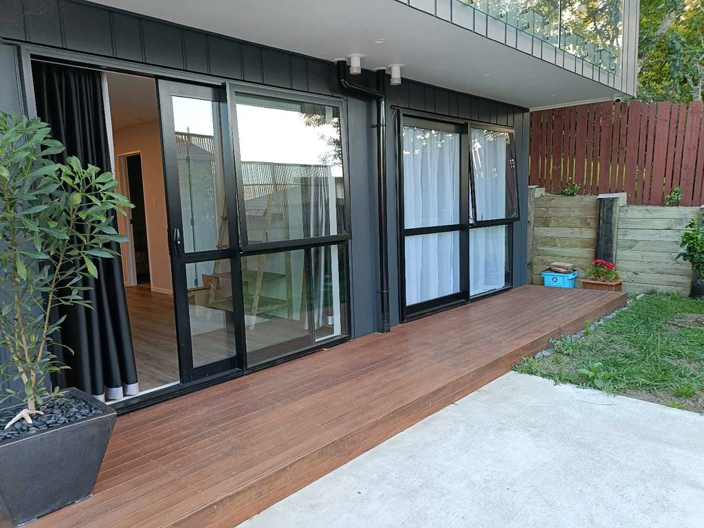 Stanmore Bay 0211399486