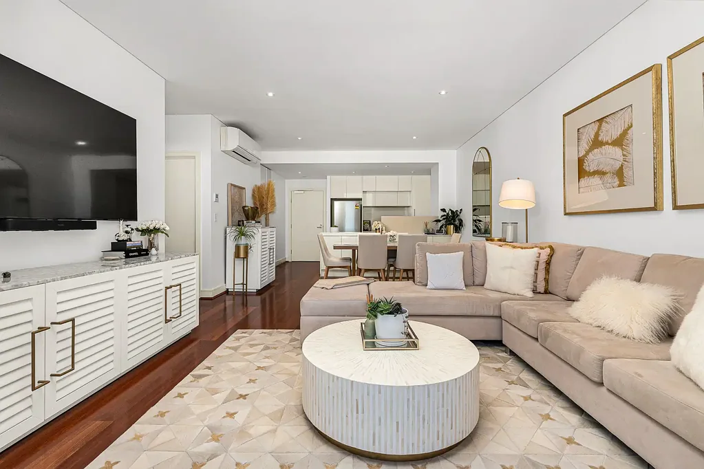 Fabulously Positioned & Spacious One-Bedroom Apartment