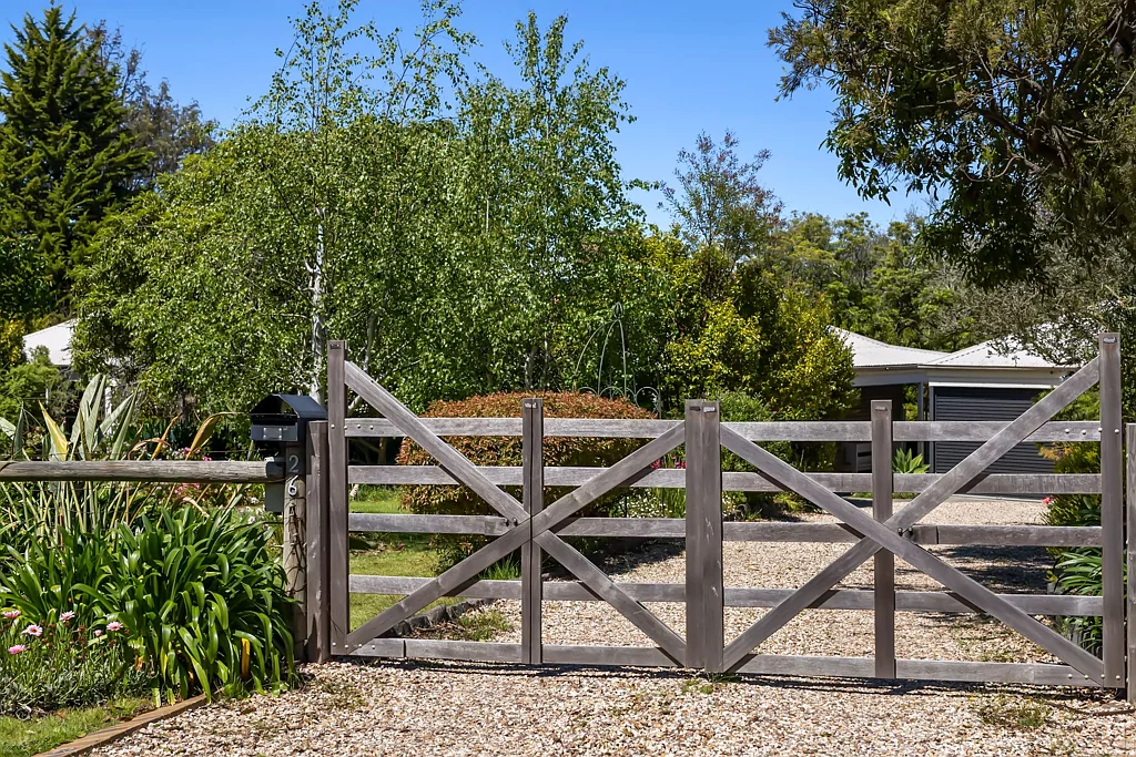 26 Rosedale Grove, Frankston South, VIC 3199