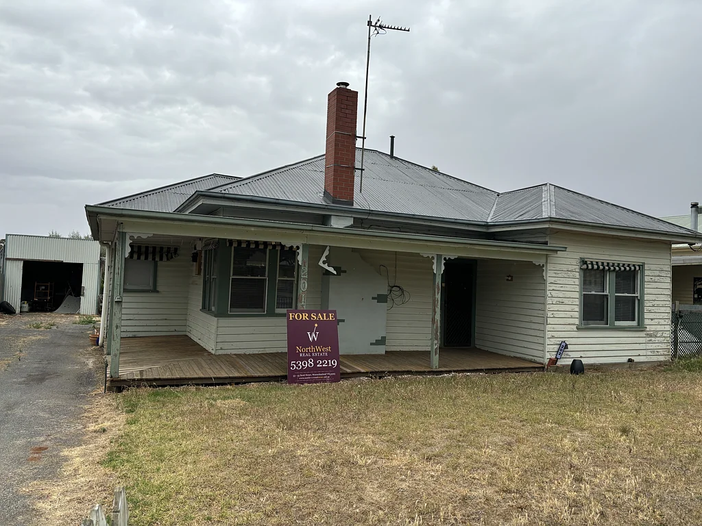 201 WOODS STREET, Donald, VIC 3480
