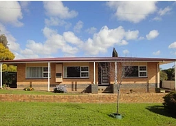 1 Valda Road, Para Hills
