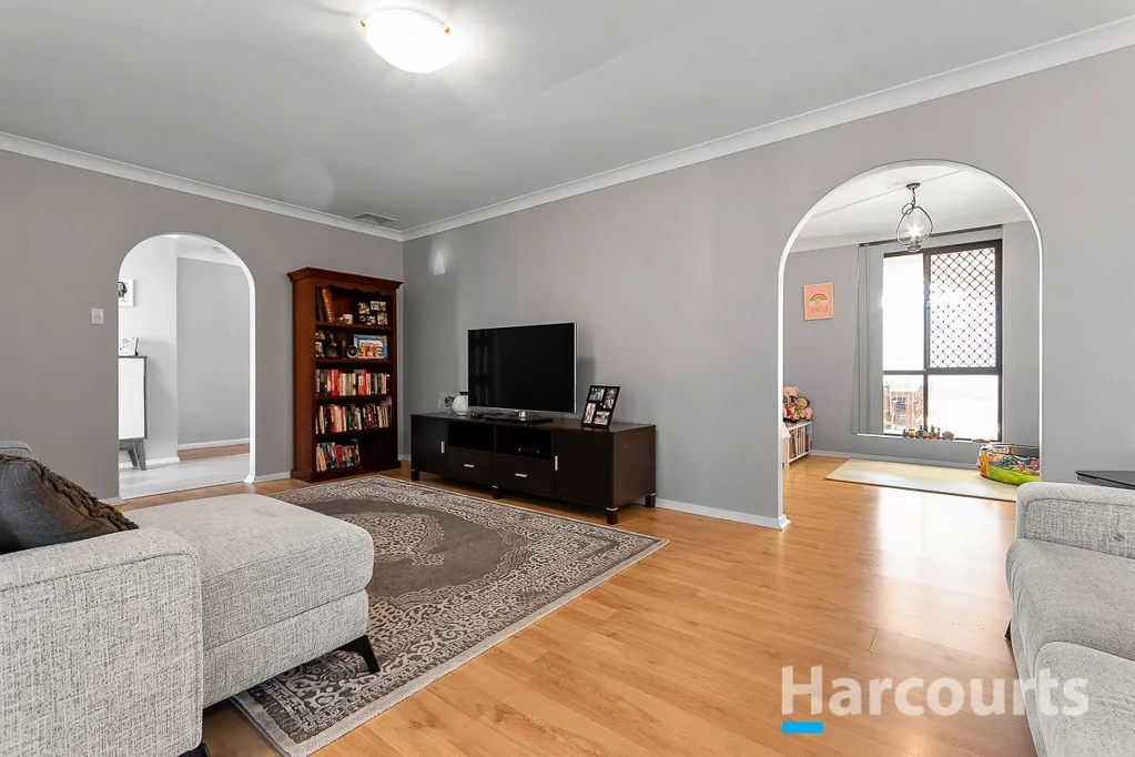 29 Emperor Avenue, Beldon, WA 6027