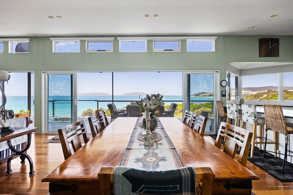 Palana 3房  Amanzi by the Sea | Exceptional Coastal Value on Flinders Island