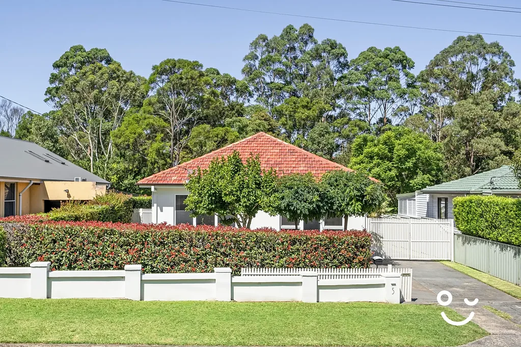 5 Langson Avenue, Figtree, NSW 2525