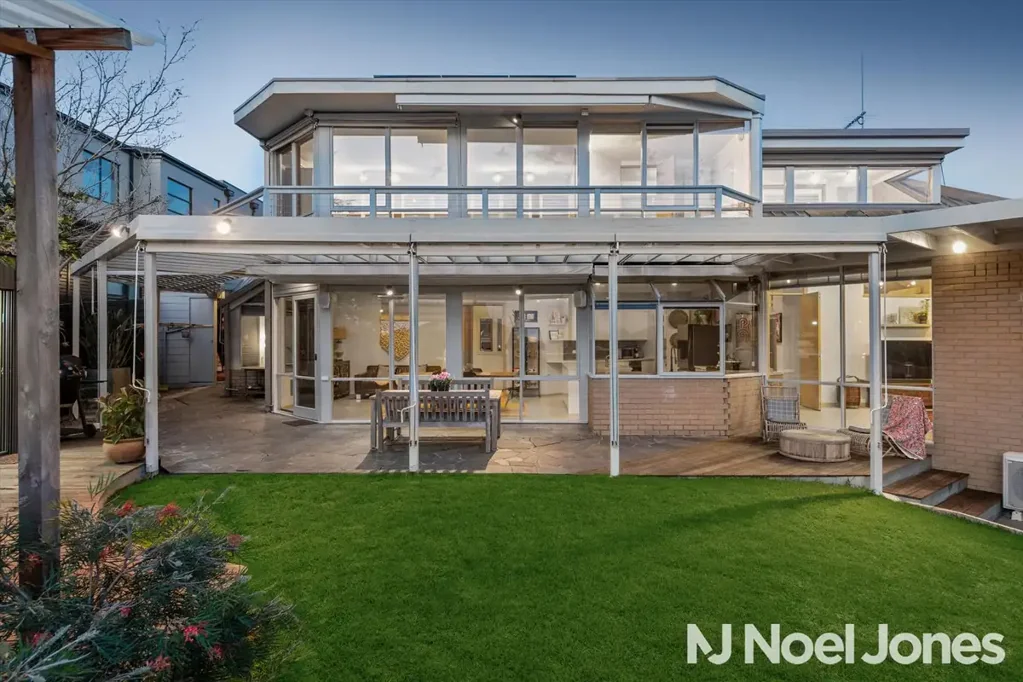 82 Rathmullen Quadrant, Doncaster, VIC 3108
