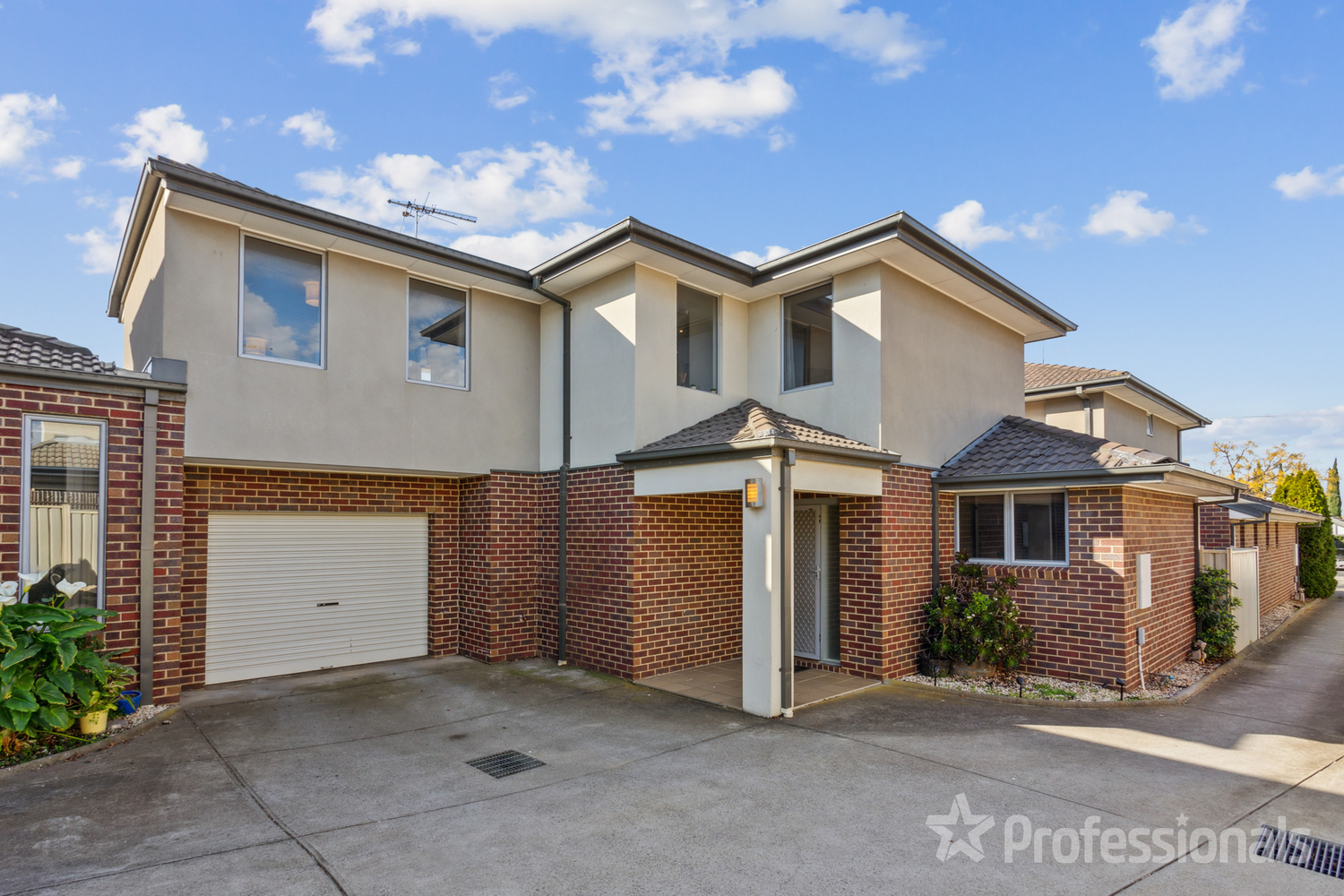 UNIT 2 5 NORMANBY ST, SYDENHAM VIC 3037, 0 Bedrooms, 0 Bathrooms, Townhouse