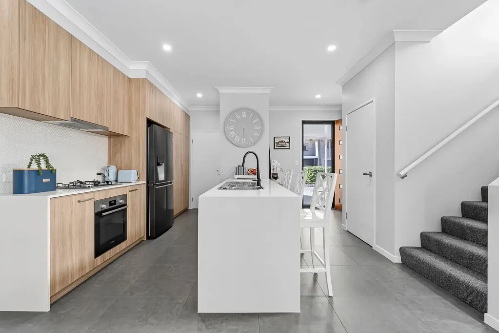 Mudgeeraba 4कमरा Contemporary Living in the Exclusive Tempus Estate