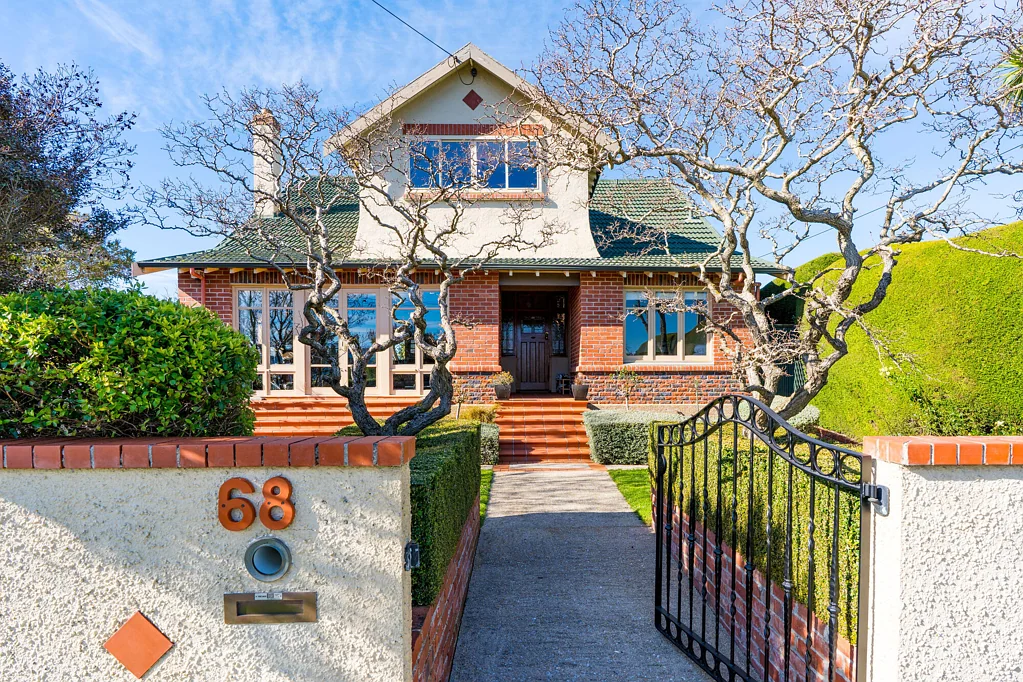 Andersons Bay 4房  Timeless character, reimagined for modern living