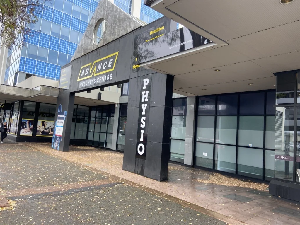 Hamilton Central  PROFILE PLUS – 737 VICTORIA STREET, HAMILTON