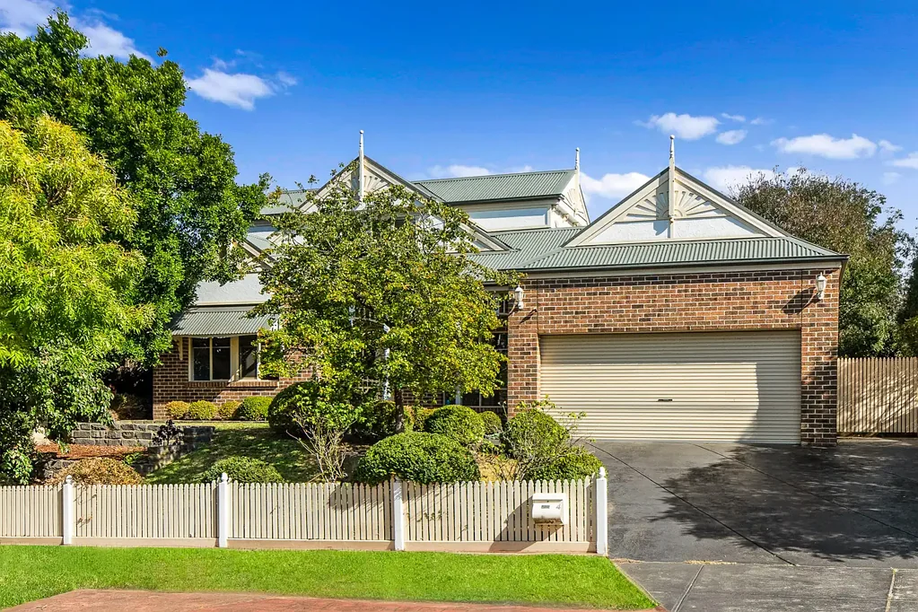 4 Blue Gum Mews, Langwarrin, VIC 3910