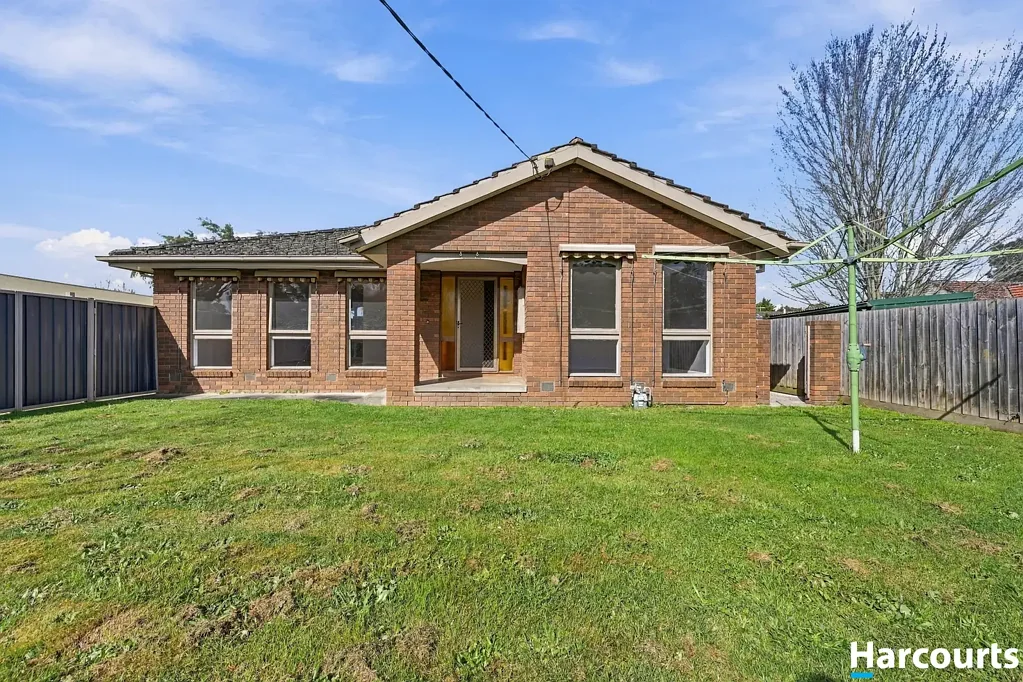 Leongatha 4房  Spacious Family Living in a Quiet Court Location!