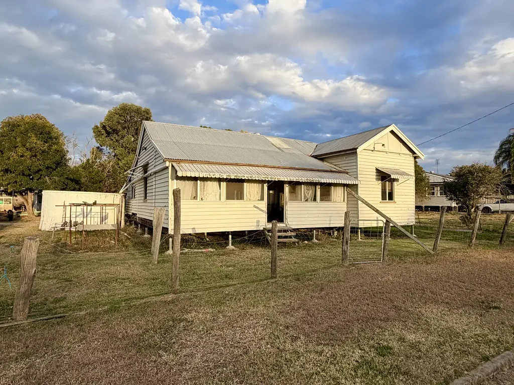 Cloyna 3房  Renovator's Dream in a Peaceful Country Setting