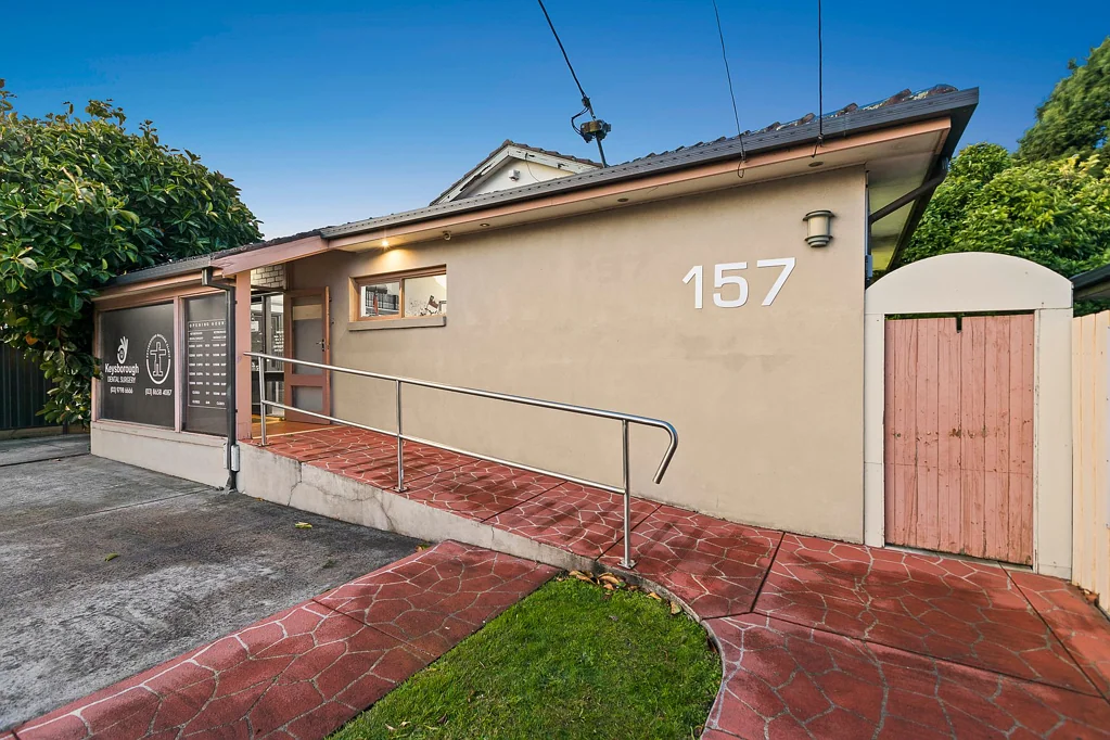 Keysborough 5 Bedroom The Brief: Fully Equipped Medical Facility Ready for Immediate Operation