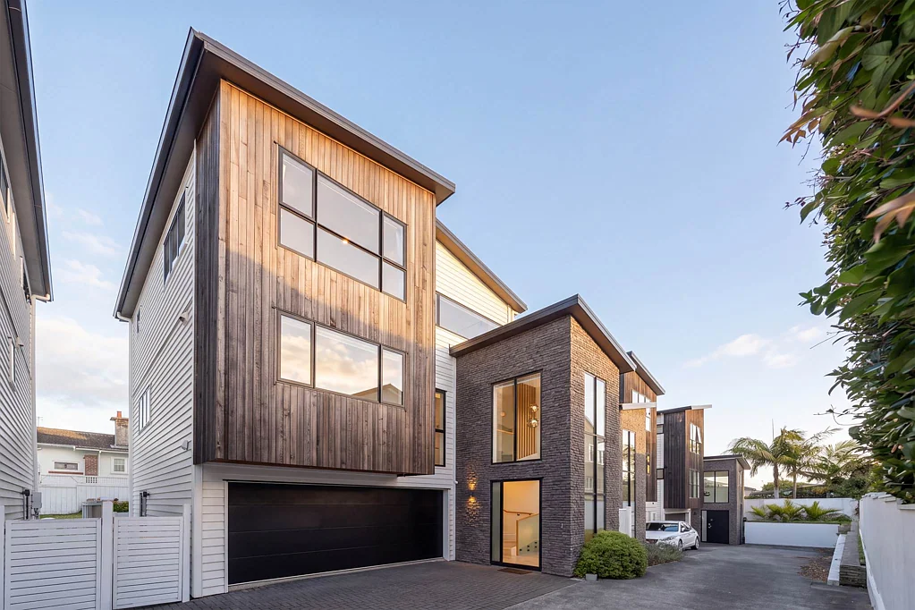 Takapuna 4 Slaapkamer Smart Functional Living Prime Location
