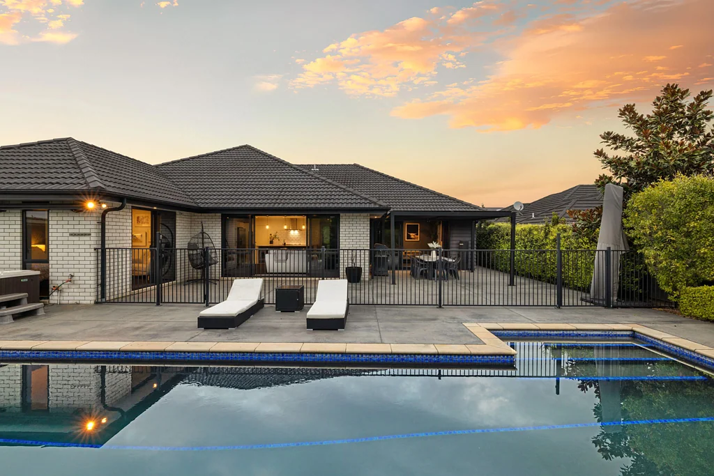 Flagstaff 4chambre Private, sun-drenched poolside perfection