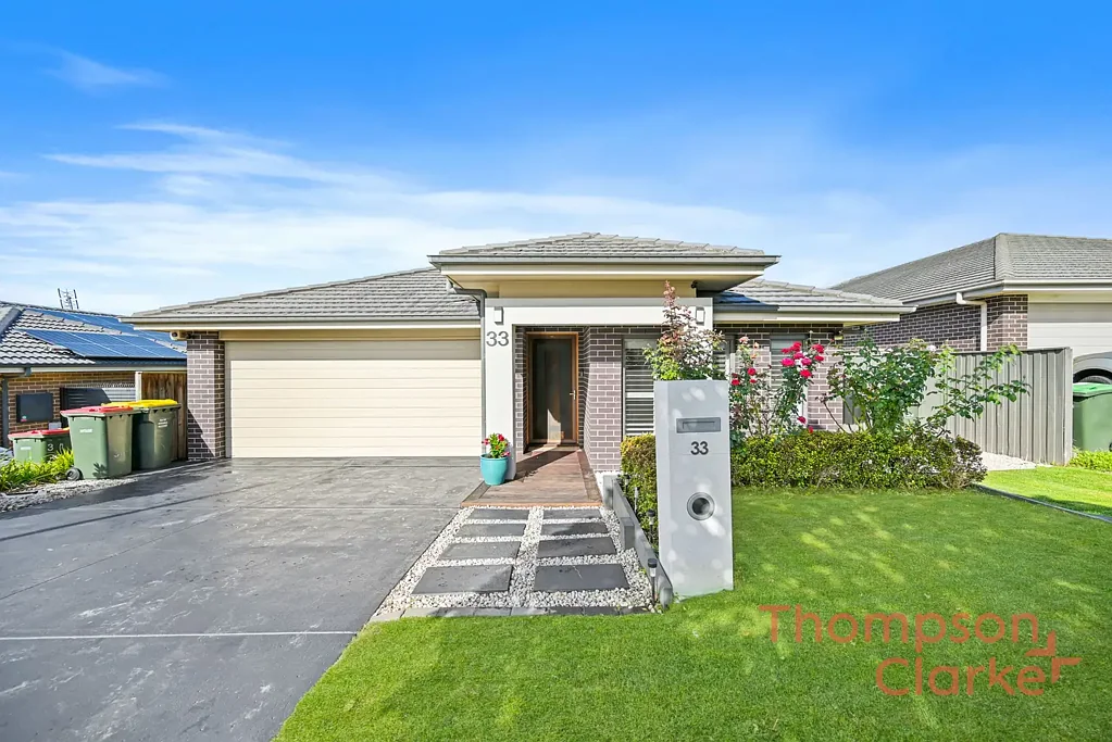 33 Sandpiper Circuit, Aberglasslyn, NSW 2320
