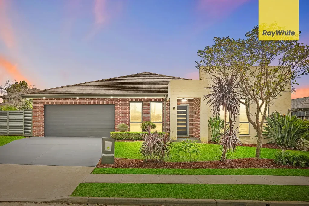 9 Stonecutters Drive, Colebee, NSW 2761