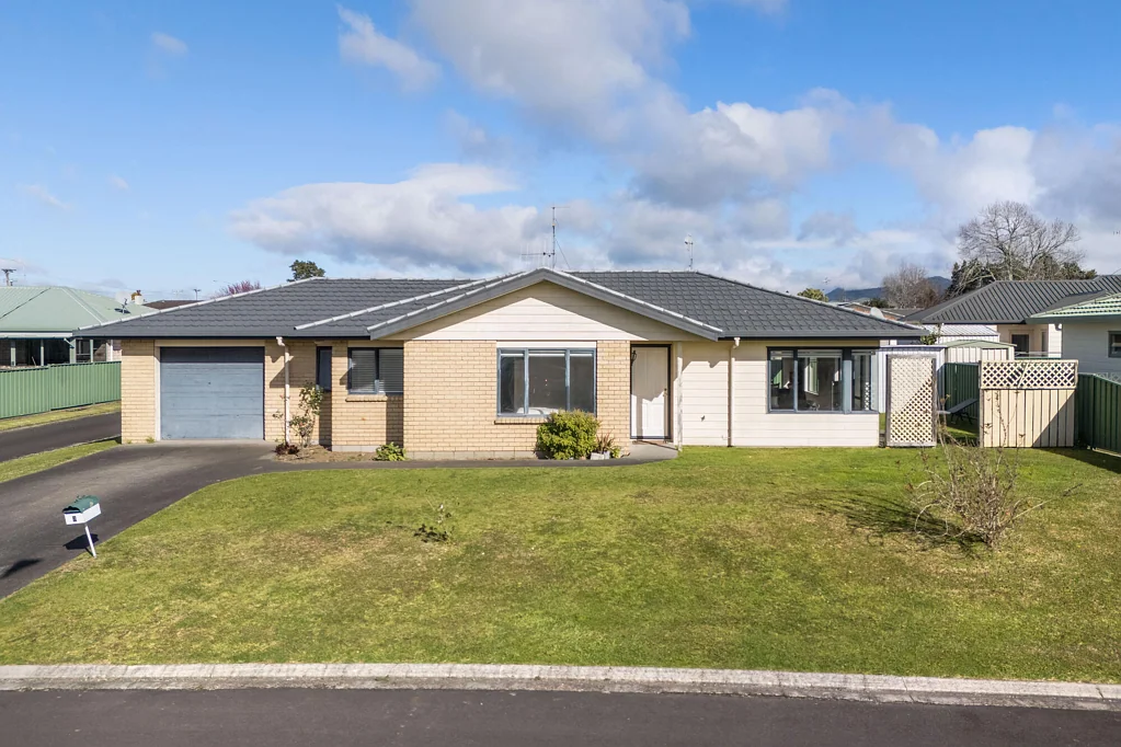 Katikati 3房  Brick Beauty In Convenient Location