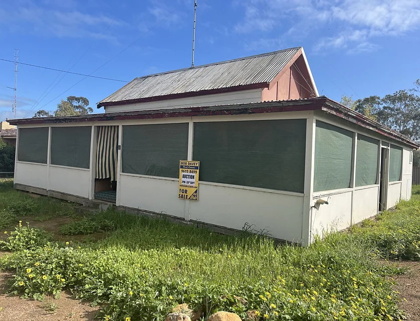 10 Stacy Street & 36 Goldfields Road, Dowerin, Wheat Belt, 2 Schlafzimmer, 1 Badezimmer, House