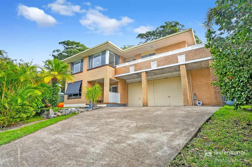Nelson Bay 4房  PERFECT FAMILY HAVEN WITH WATER VIEWS, SPACE AND SERENITY IN NELSON BAY