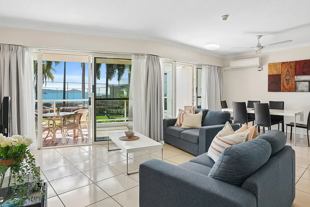 Townsville City 2कमरा Waterfront lifestyle with resort-style appeal