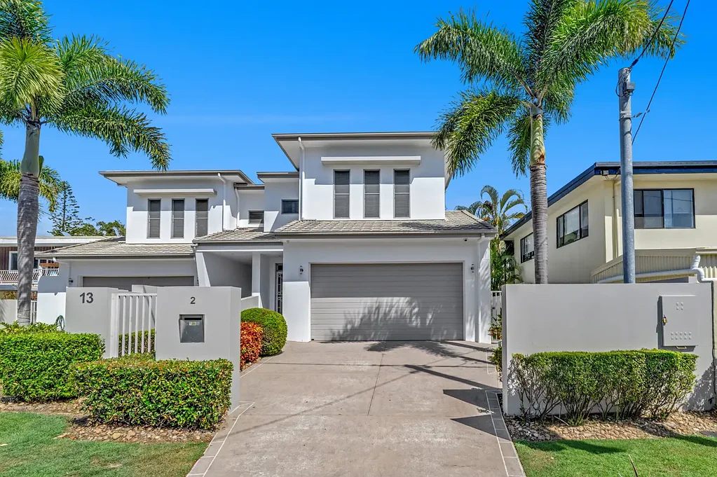 2/13 Havana Key, Broadbeach Waters, QLD 4218