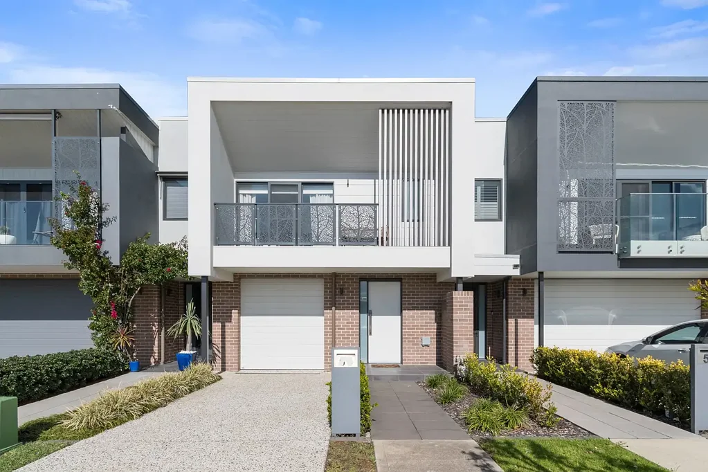 Shell Cove 3房  Contemporary Coastal Living in the Heart of Shell Cove