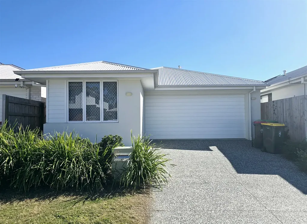 Pallara 4Moenga Rare OpportunityGreat Value 2 Years Old Modern Family Living in Prime Pallara Location