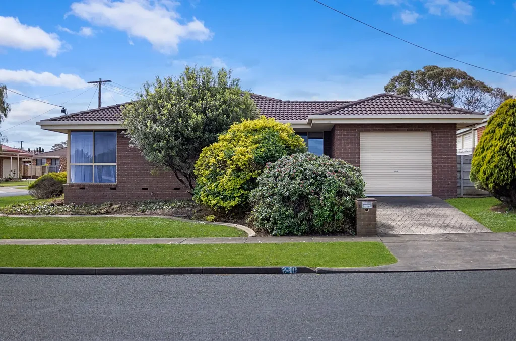 Warrnambool 2房  Freshly Updated - Solid Foundations